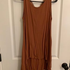 Burnt orange tank top with lace on the back